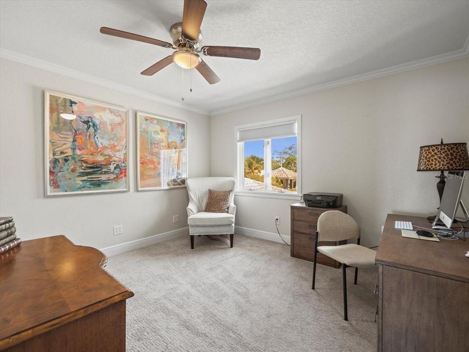 For Sale: $1,299,000 (3 beds, 2 baths, 2200 Square Feet)