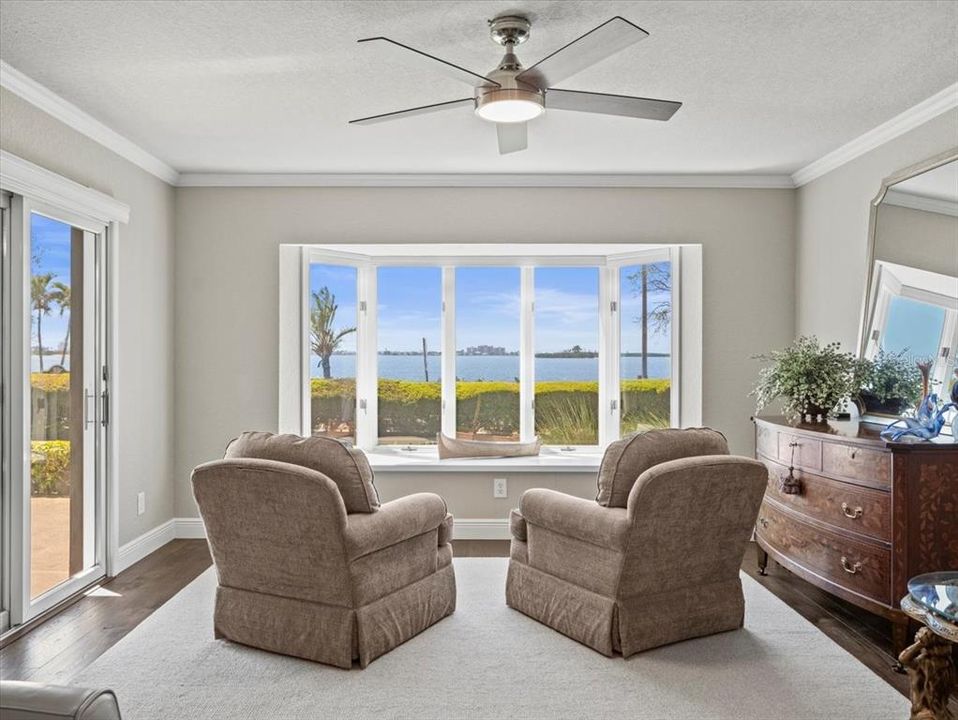 For Sale: $1,299,000 (3 beds, 2 baths, 2200 Square Feet)