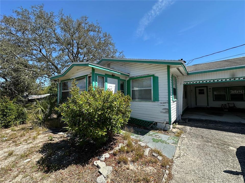 Недавно продано: $179,000 (3 спален, 1 ванн, 1327 Квадратных фут)