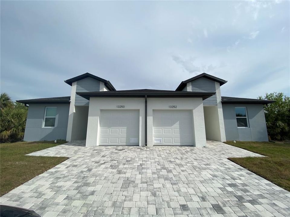 最近租的: $1,690 (3 贝兹, 2 浴室, 1364 平方英尺)