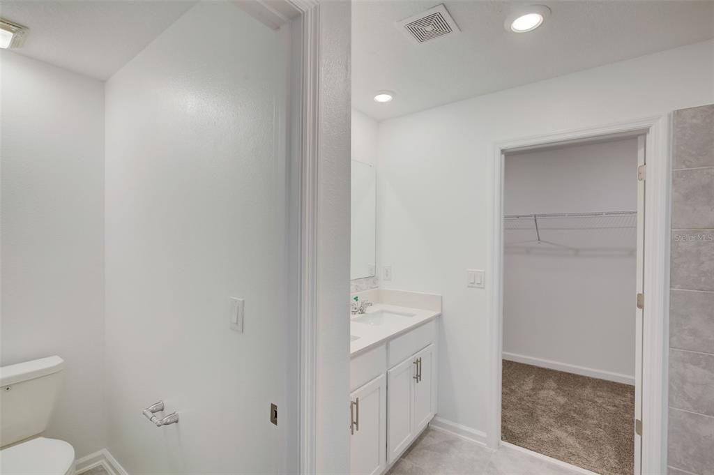 出租: $1,950 (4 贝兹, 2 浴室, 1879 平方英尺)