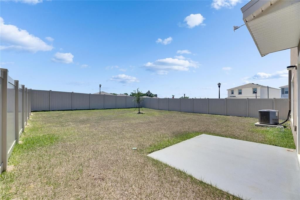 Active With Contract: $310,000 (4 beds, 2 baths, 2305 Square Feet)