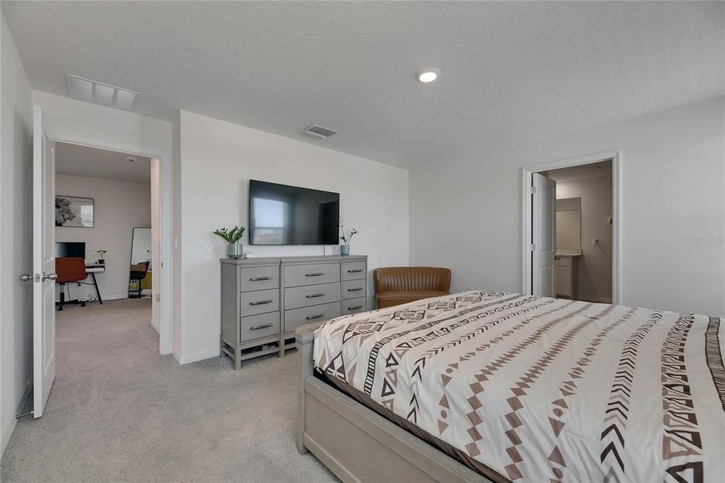 Active With Contract: $310,000 (4 beds, 2 baths, 2305 Square Feet)