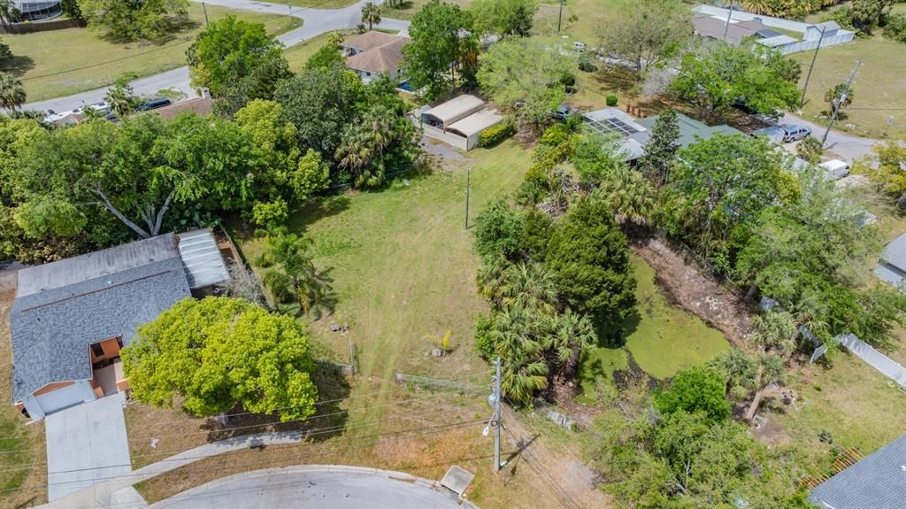 待售: $42,500 (0.28 acres)