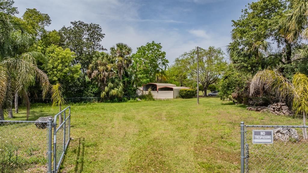 待售: $42,500 (0.28 acres)