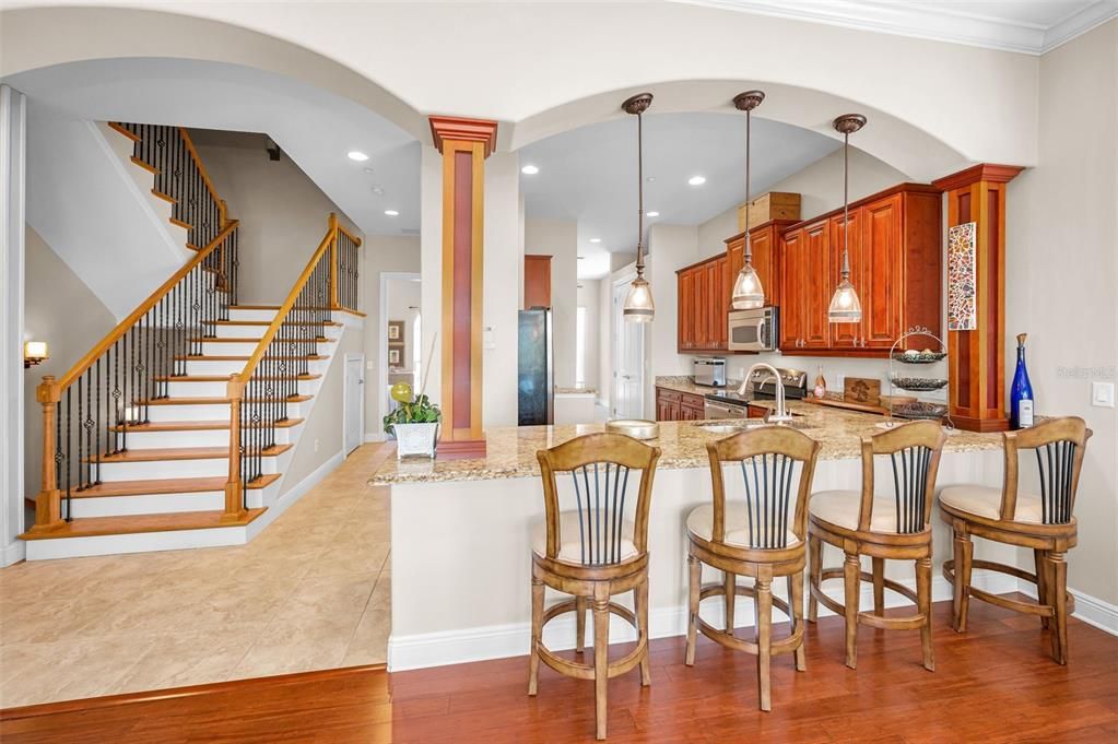 For Sale: $750,000 (3 beds, 3 baths, 2540 Square Feet)