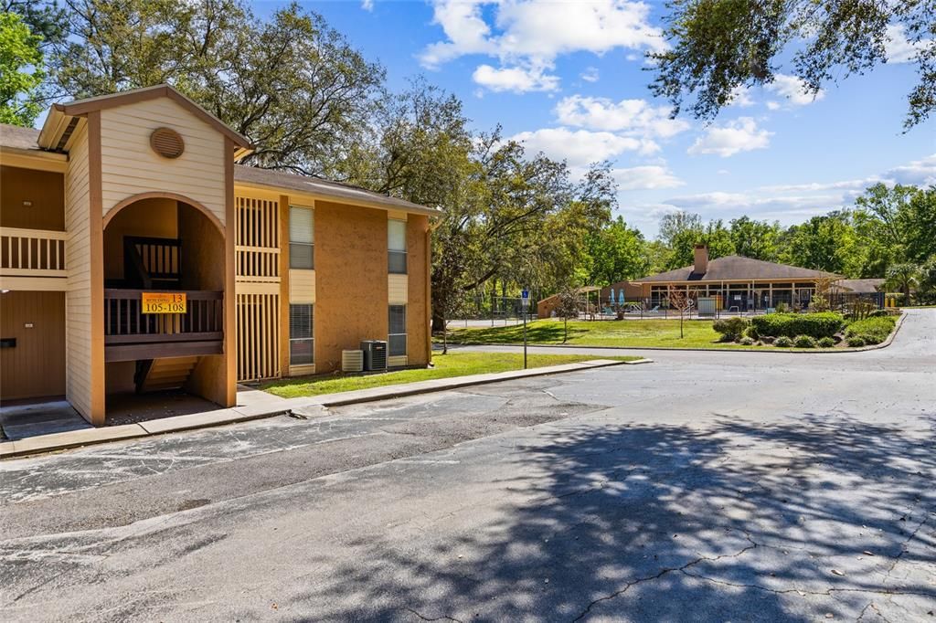 Recently Sold: $115,000 (1 beds, 1 baths, 760 Square Feet)