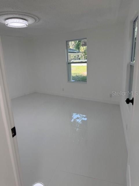 For Sale: $485,000 (4 beds, 3 baths, 2040 Square Feet)