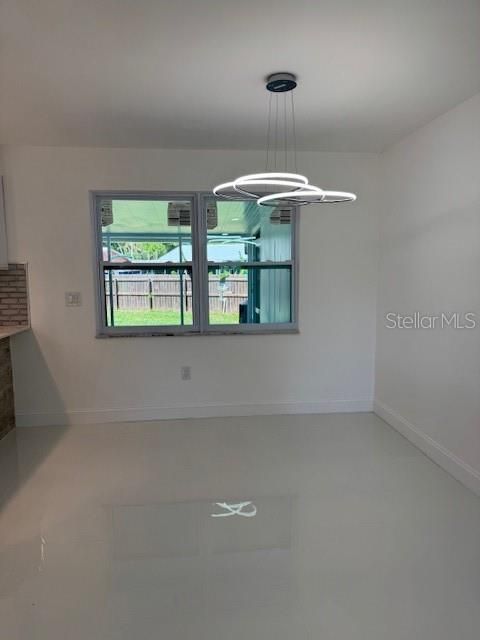 For Sale: $485,000 (4 beds, 3 baths, 2040 Square Feet)