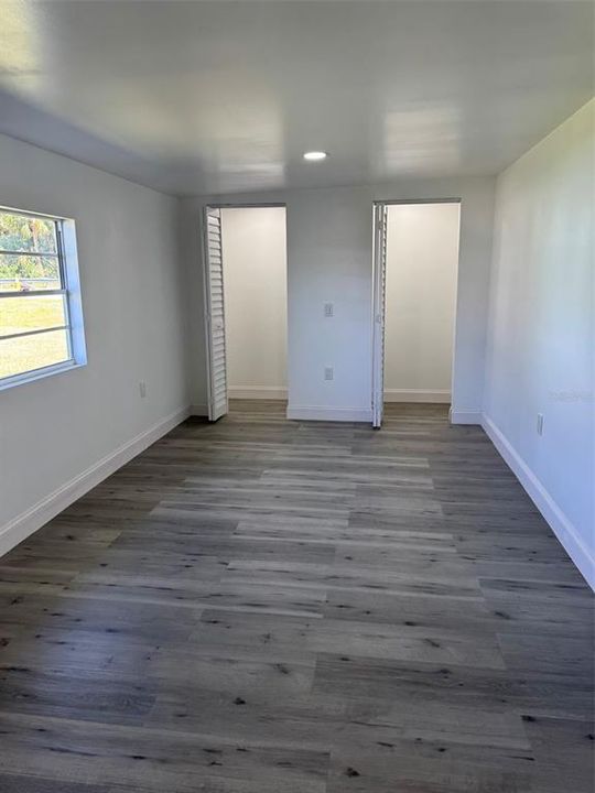 For Sale: $485,000 (4 beds, 3 baths, 2040 Square Feet)