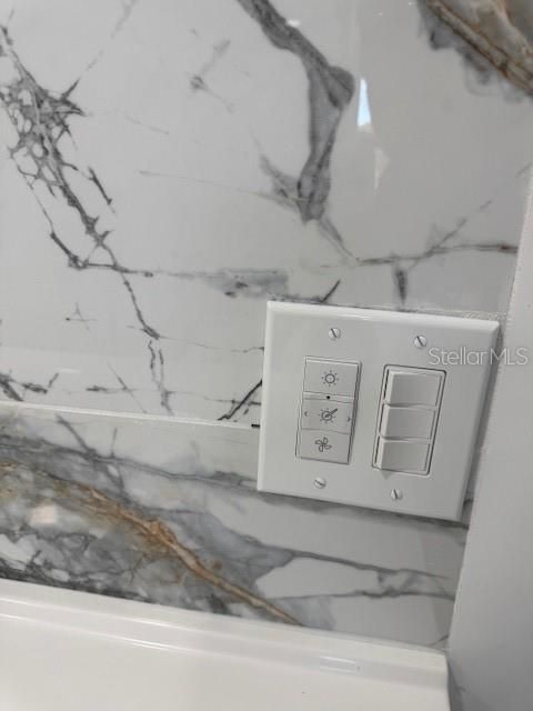 For Sale: $485,000 (4 beds, 3 baths, 2040 Square Feet)