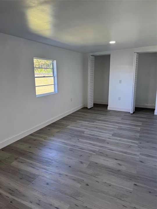 For Sale: $485,000 (4 beds, 3 baths, 2040 Square Feet)