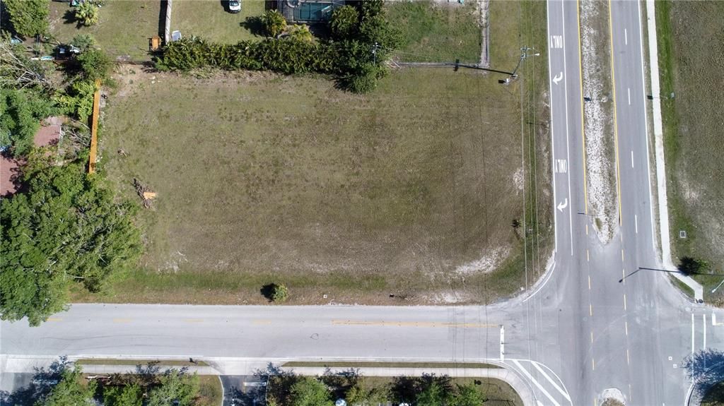 待售: $275,000 (0.49 acres)