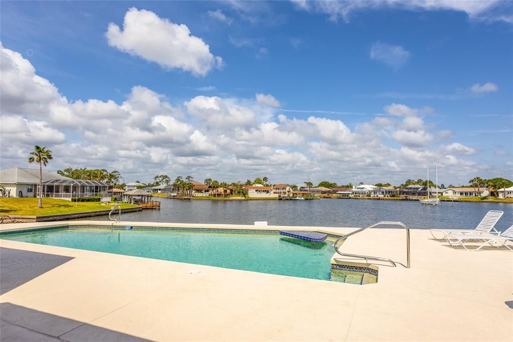 Active With Contract: $1,070,000 (3 beds, 2 baths, 2917 Square Feet)