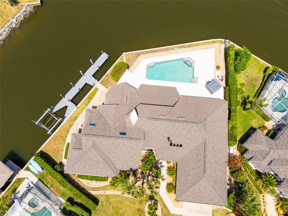 Active With Contract: $1,070,000 (3 beds, 2 baths, 2917 Square Feet)