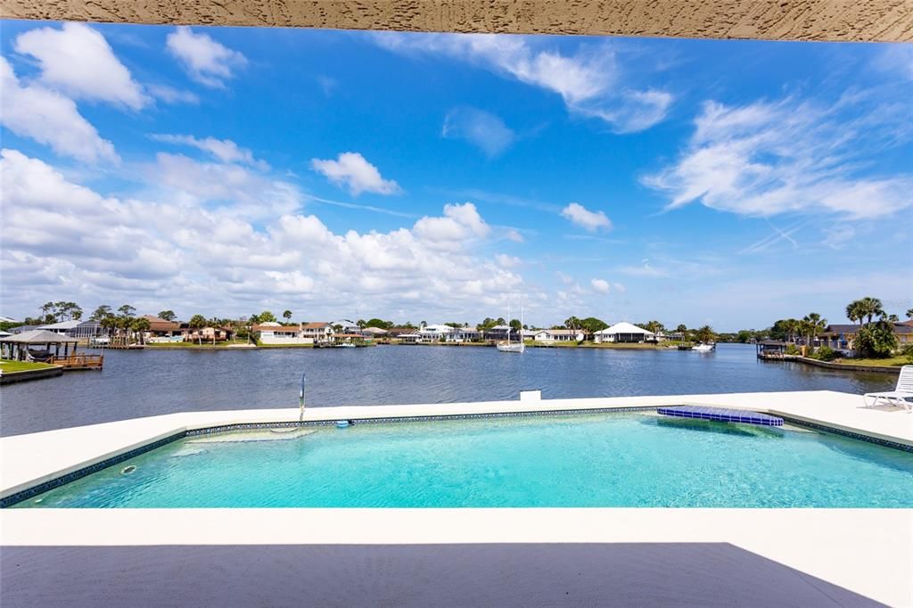 Active With Contract: $1,070,000 (3 beds, 2 baths, 2917 Square Feet)