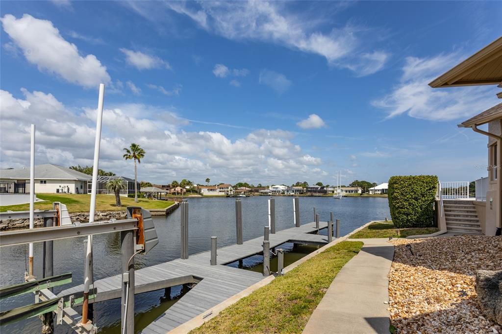 Active With Contract: $1,070,000 (3 beds, 2 baths, 2917 Square Feet)