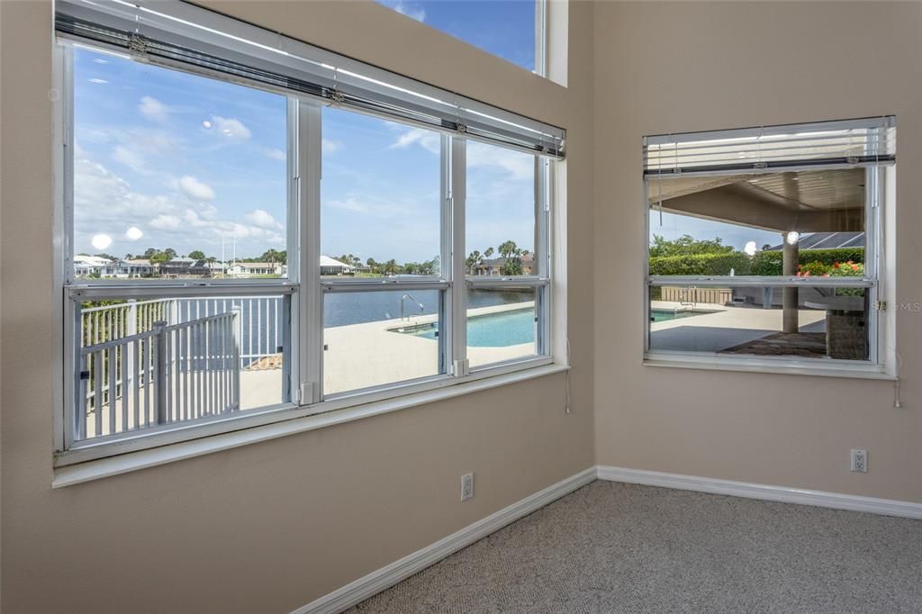 Active With Contract: $1,070,000 (3 beds, 2 baths, 2917 Square Feet)