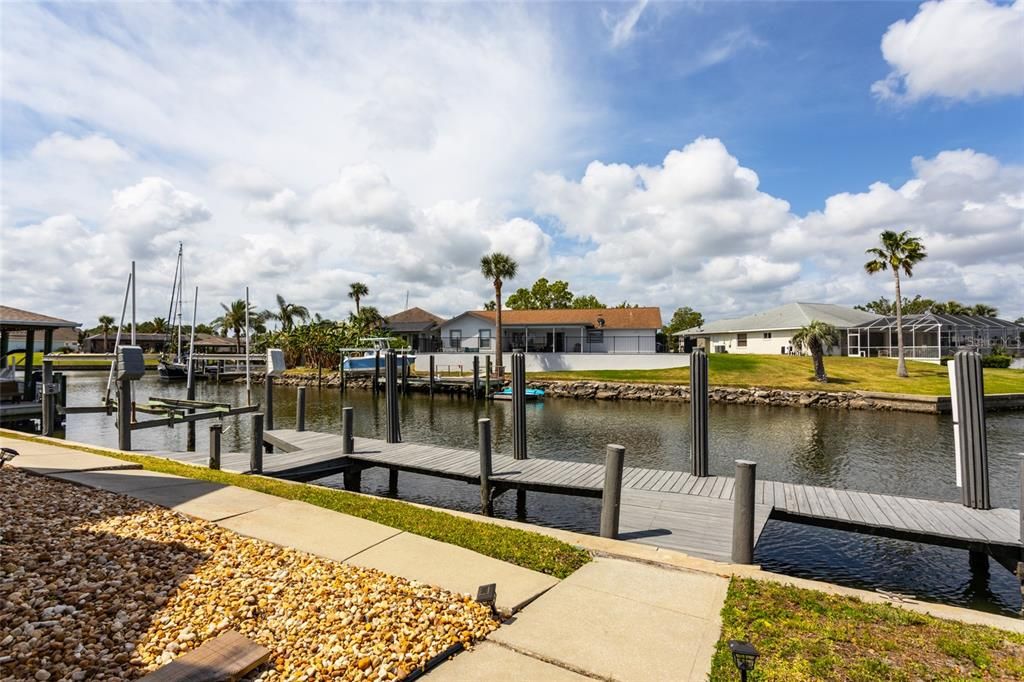 Active With Contract: $1,070,000 (3 beds, 2 baths, 2917 Square Feet)