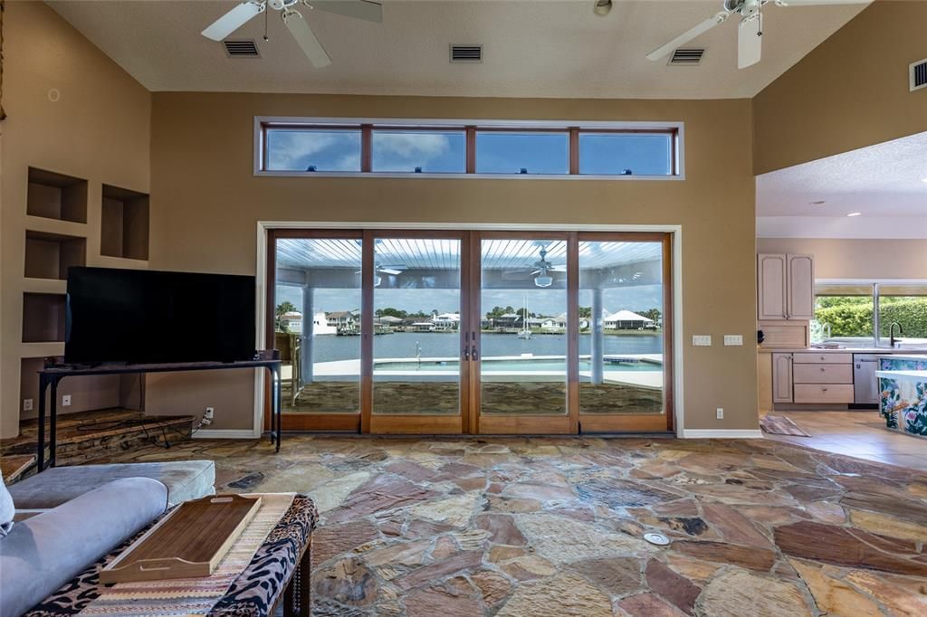 Active With Contract: $1,070,000 (3 beds, 2 baths, 2917 Square Feet)