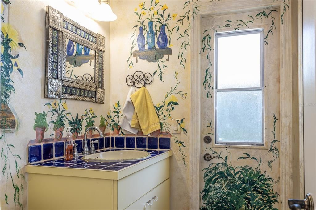 Active With Contract: $1,070,000 (3 beds, 2 baths, 2917 Square Feet)