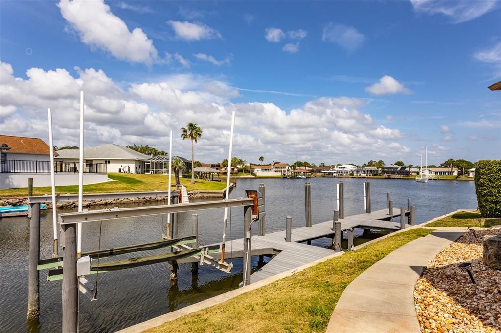 Active With Contract: $1,070,000 (3 beds, 2 baths, 2917 Square Feet)