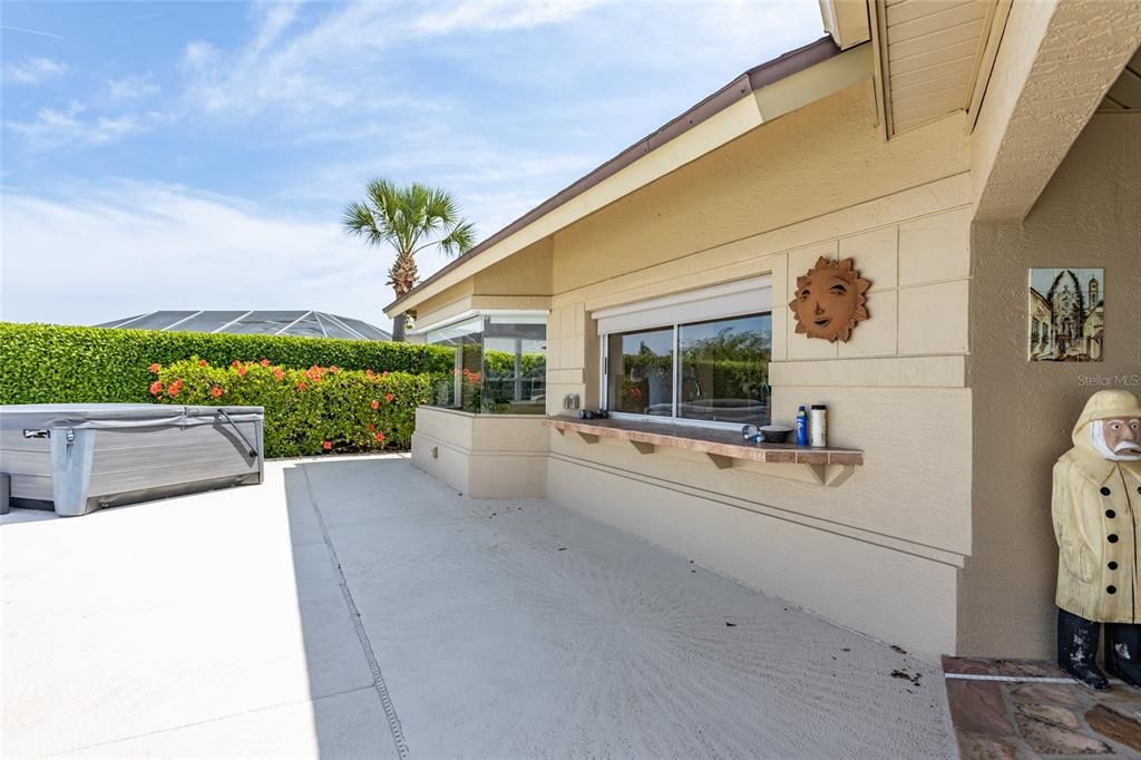 Active With Contract: $1,070,000 (3 beds, 2 baths, 2917 Square Feet)