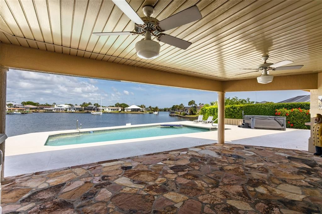 Active With Contract: $1,070,000 (3 beds, 2 baths, 2917 Square Feet)