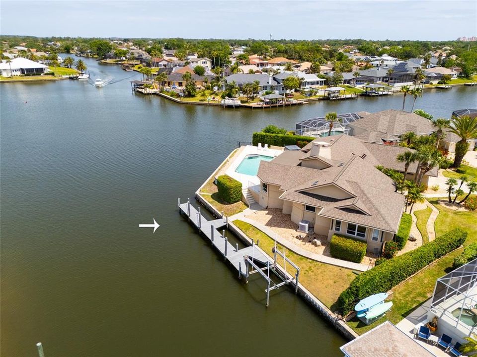 Active With Contract: $1,070,000 (3 beds, 2 baths, 2917 Square Feet)