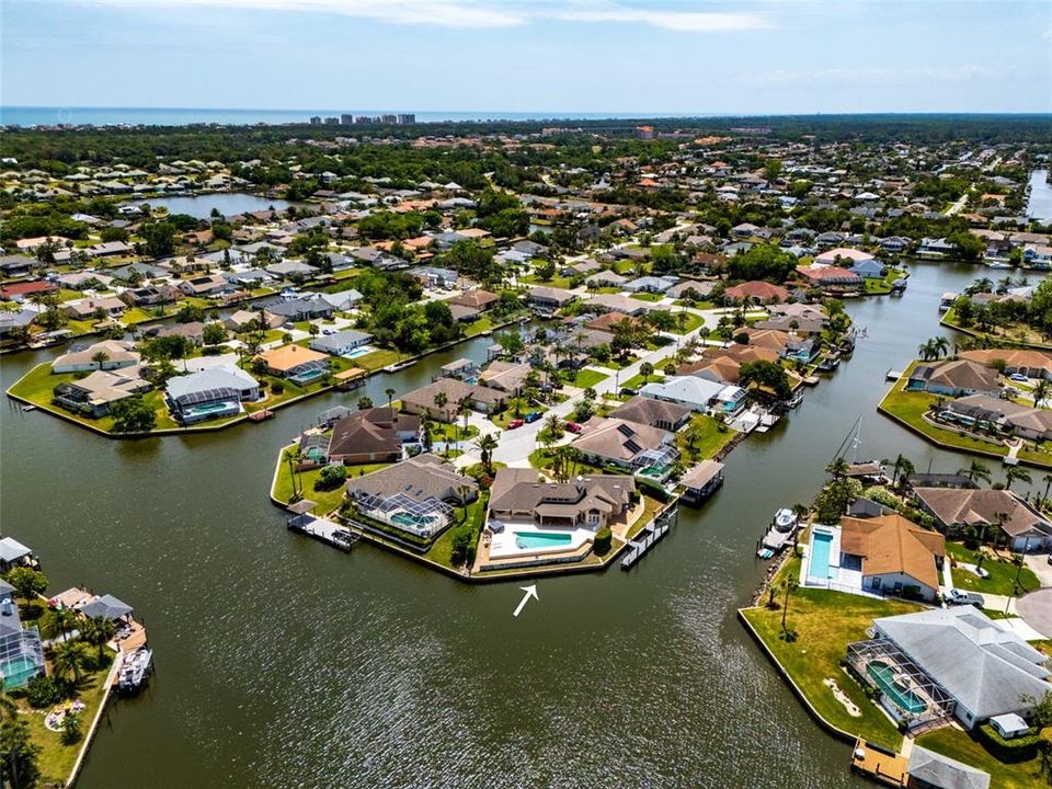 Active With Contract: $1,070,000 (3 beds, 2 baths, 2917 Square Feet)