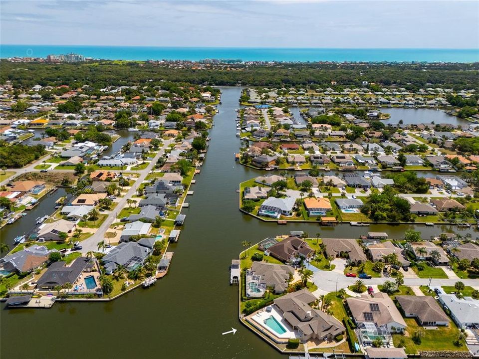 Active With Contract: $1,070,000 (3 beds, 2 baths, 2917 Square Feet)