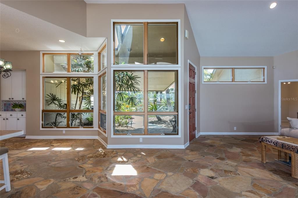 Active With Contract: $1,070,000 (3 beds, 2 baths, 2917 Square Feet)