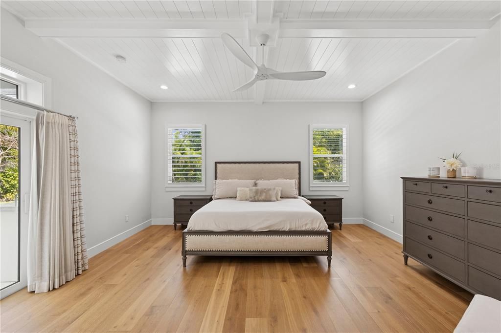 For Sale: $2,270,000 (4 beds, 3 baths, 2844 Square Feet)