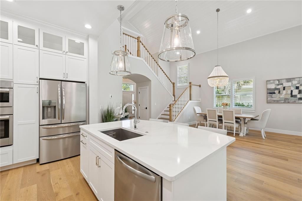 For Sale: $2,270,000 (4 beds, 3 baths, 2844 Square Feet)