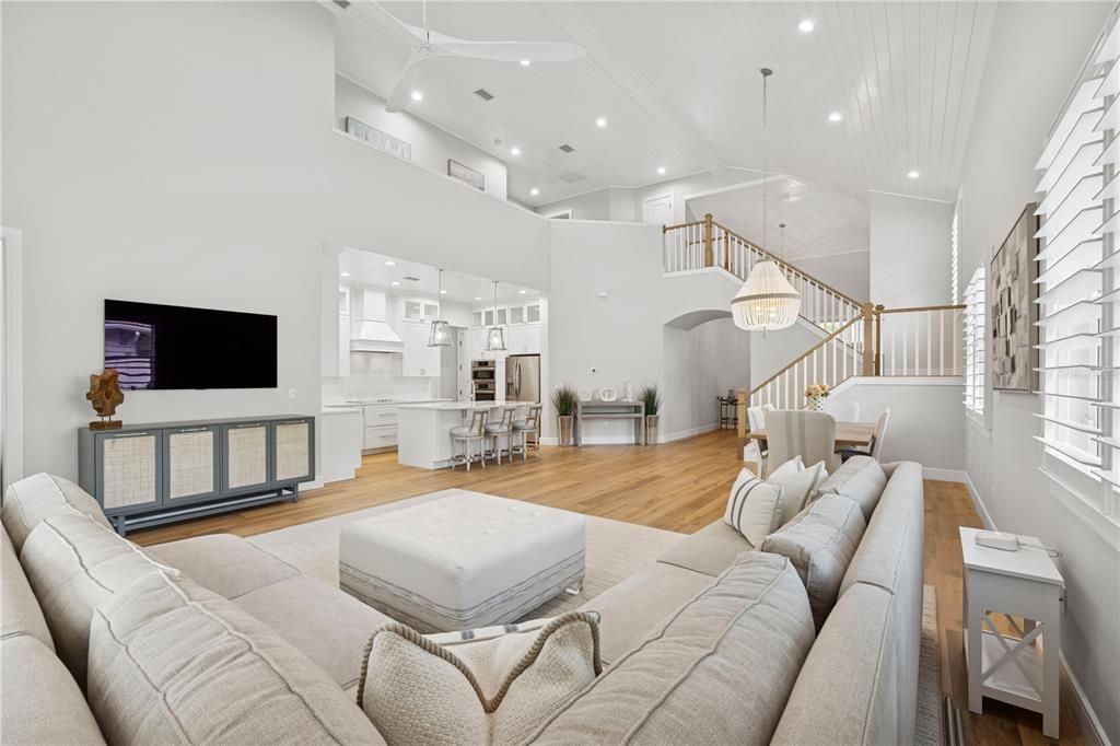 For Sale: $2,270,000 (4 beds, 3 baths, 2844 Square Feet)