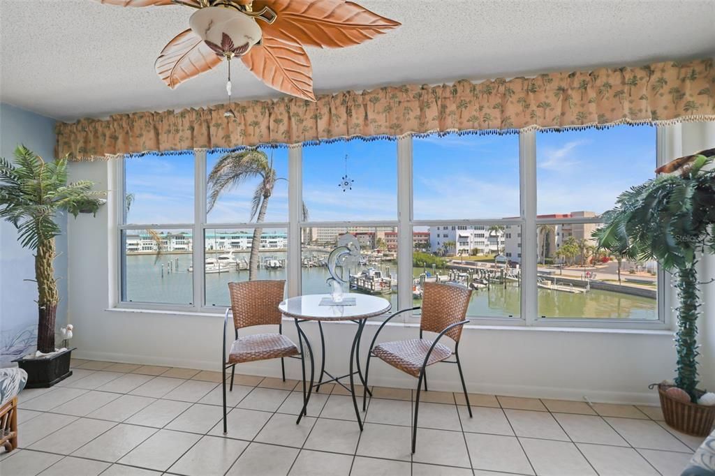 最近售出: $260,000 (2 贝兹, 2 浴室, 1250 平方英尺)