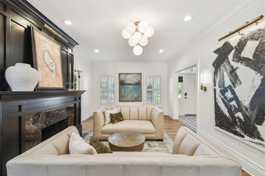 待售: $3,600,000 (5 贝兹, 5 浴室, 5050 平方英尺)