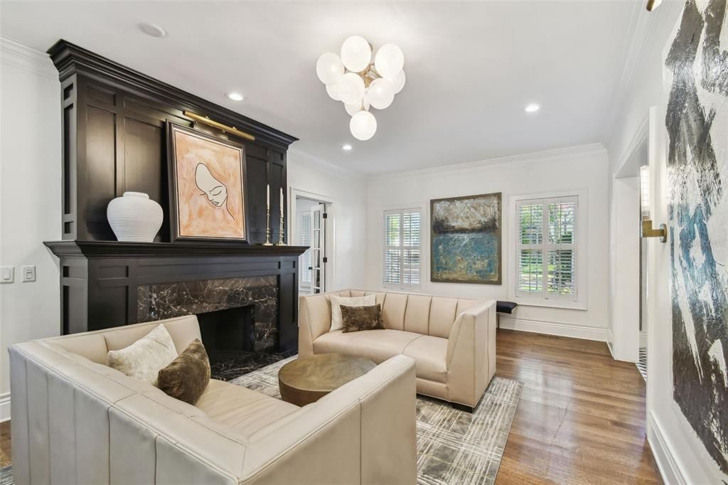 待售: $3,600,000 (5 贝兹, 5 浴室, 5050 平方英尺)