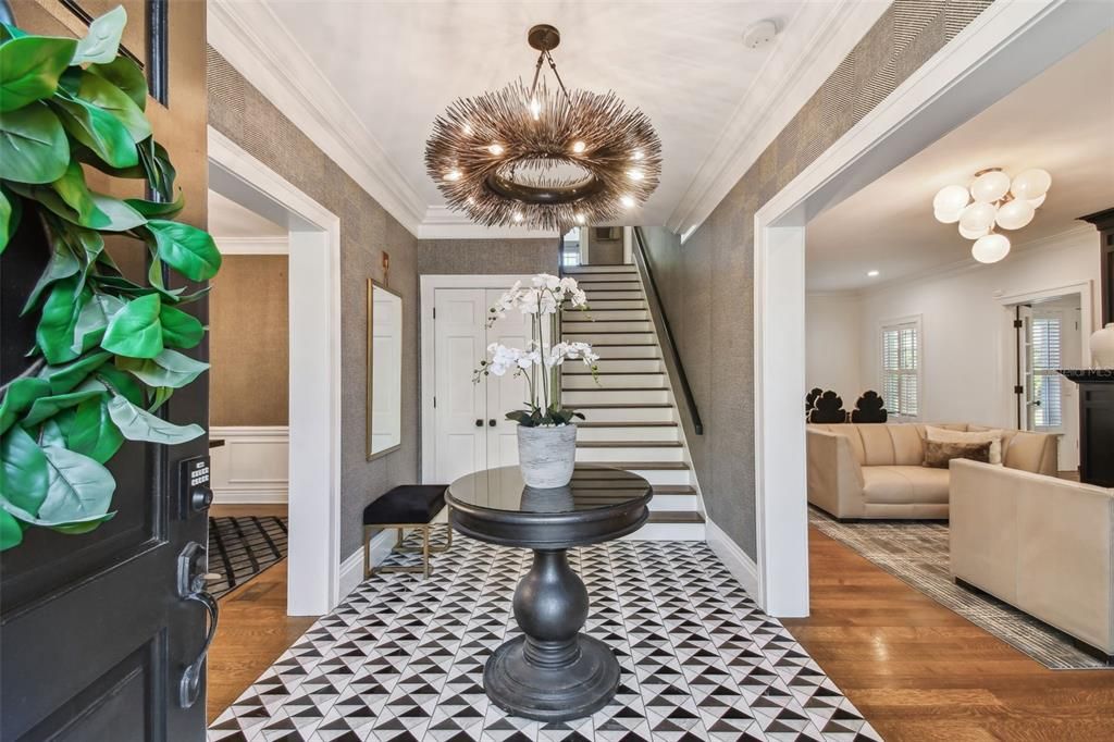 待售: $3,600,000 (5 贝兹, 5 浴室, 5050 平方英尺)