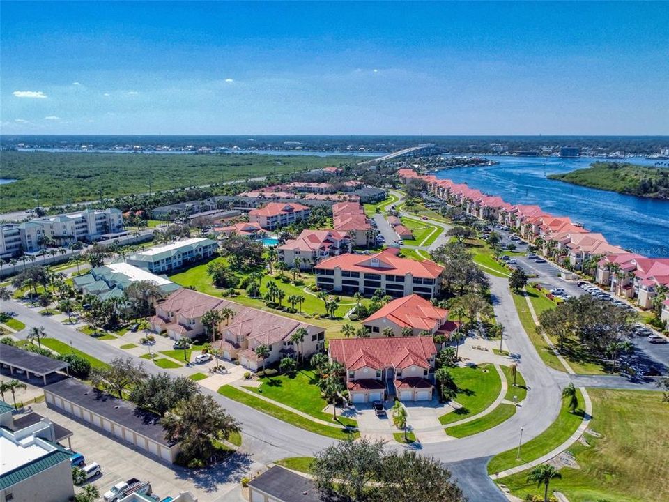 合同活跃: $414,000 (2 贝兹, 2 浴室, 1681 平方英尺)