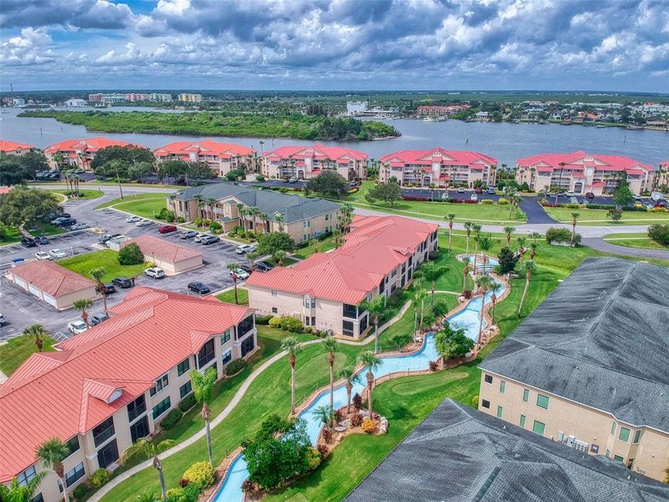 合同活跃: $414,000 (2 贝兹, 2 浴室, 1681 平方英尺)