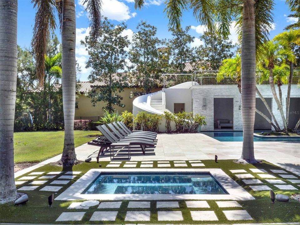 待售: $8,995,000 (6 贝兹, 6 浴室, 9571 平方英尺)