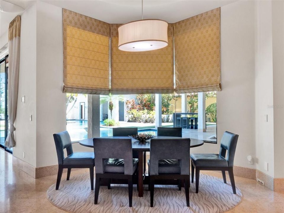 待售: $8,995,000 (6 贝兹, 6 浴室, 9571 平方英尺)