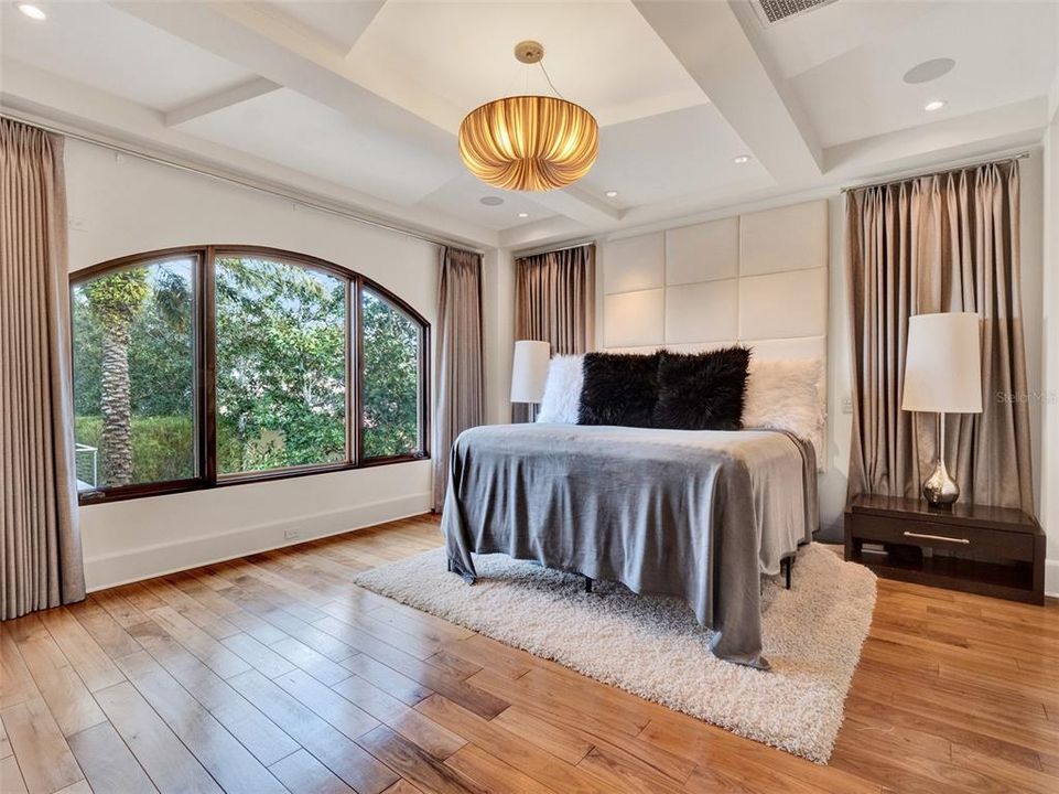 待售: $8,995,000 (6 贝兹, 6 浴室, 9571 平方英尺)