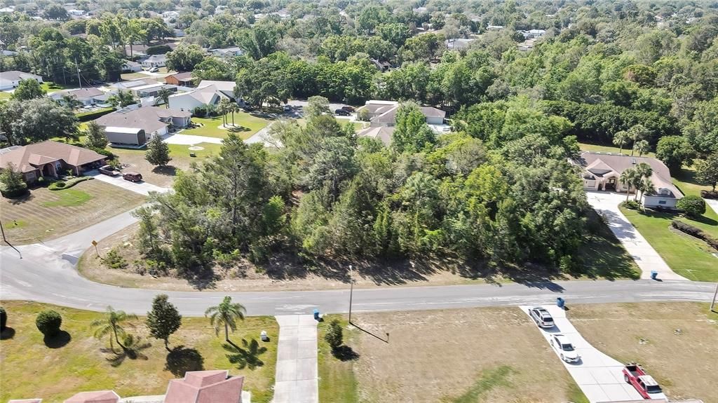 En Venta: $99,500 (0.61 acres)