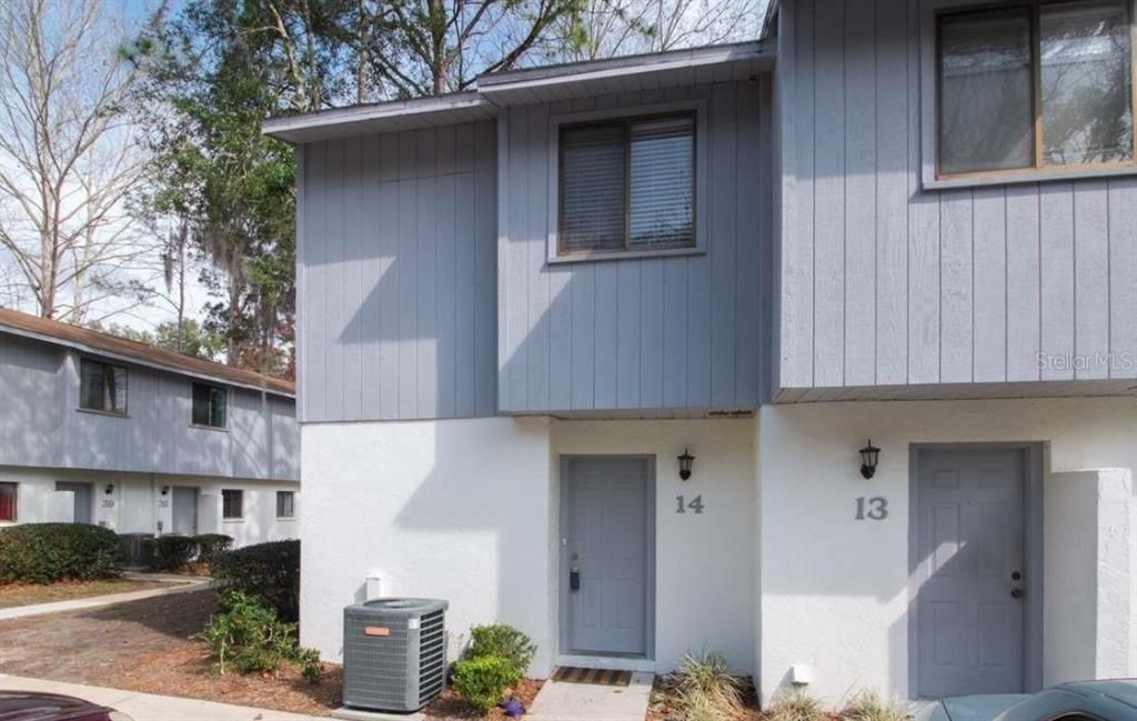 Recently Sold: $185,000 (3 beds, 2 baths, 1106 Square Feet)