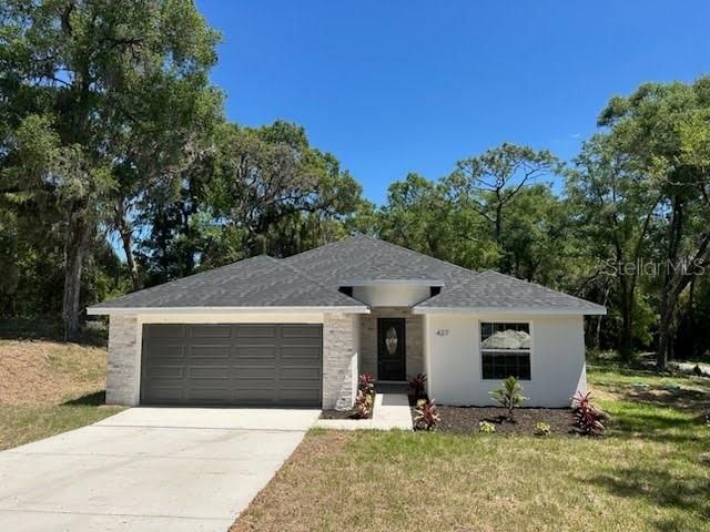 Recently Sold: $329,900 (4 beds, 2 baths, 1662 Square Feet)