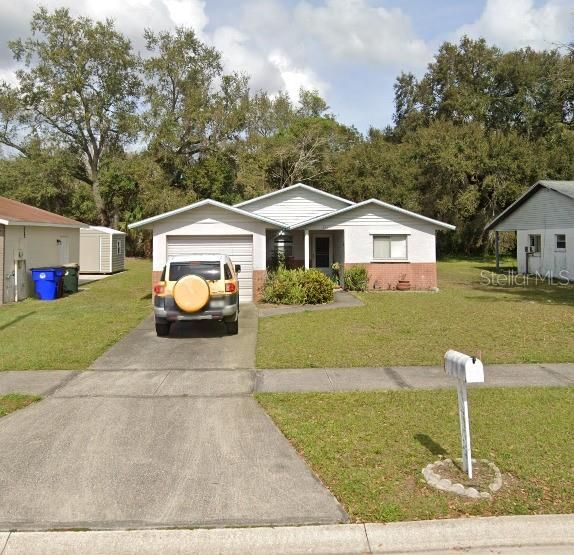 Recently Sold: $205,000 (3 beds, 2 baths, 1140 Square Feet)