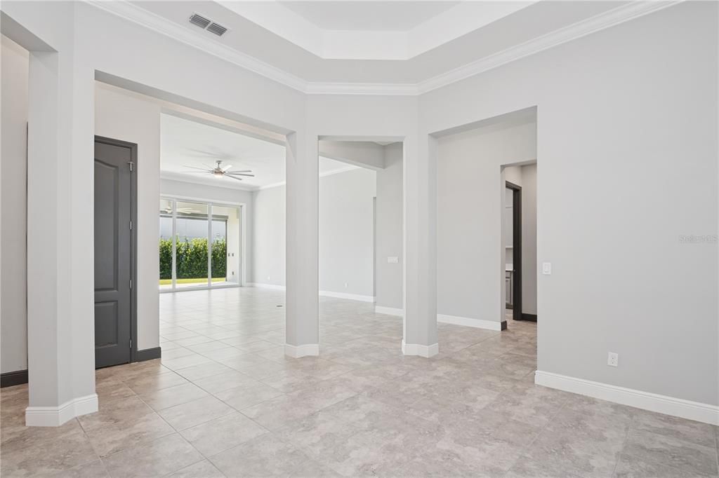 For Sale: $1,580,000 (4 beds, 4 baths, 3487 Square Feet)