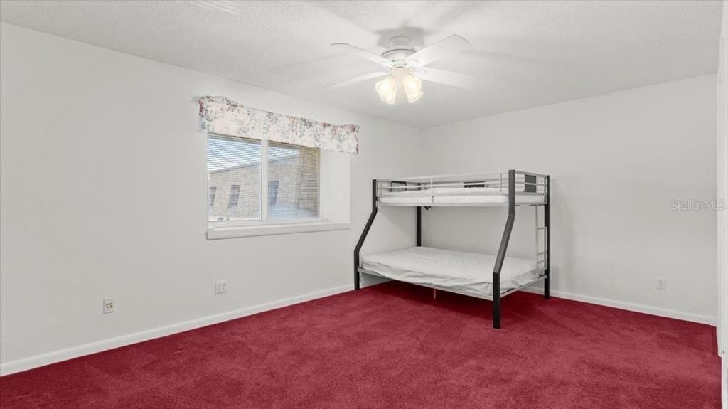 For Sale: $239,999 (2 beds, 2 baths, 1364 Square Feet)